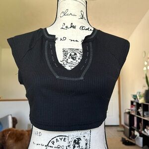 Brand new never worn, Urban Outfitters lookalike from SHEIN, very very cropped